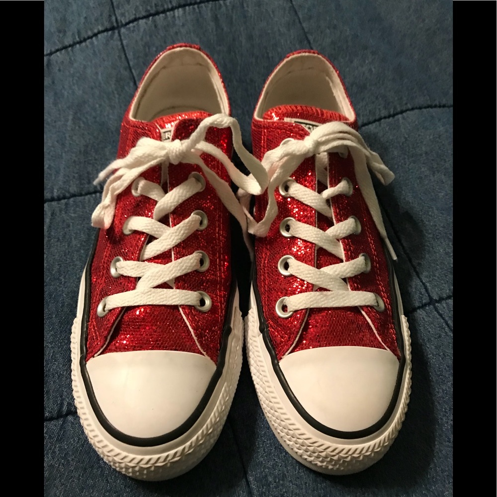 Converse, Women’s size 6, red glitter sneakers.